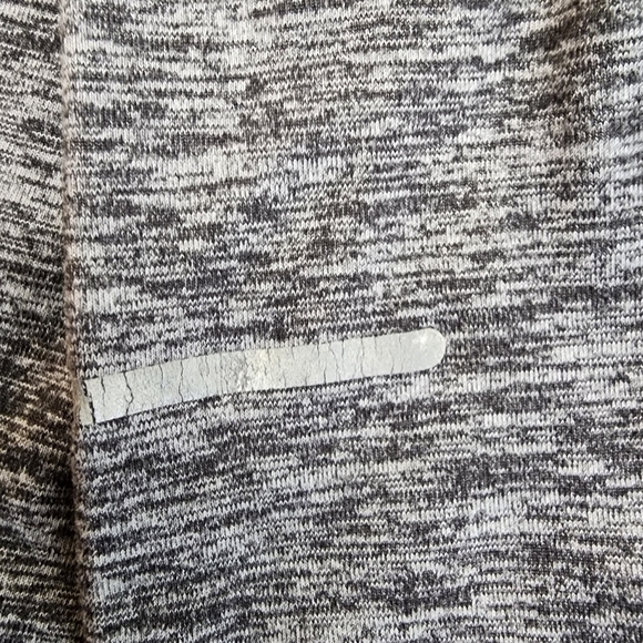 Nike size M Dri fit gray 1/4 zip running top jacket lightweight.  Thumb holes - Picture 8 of 13